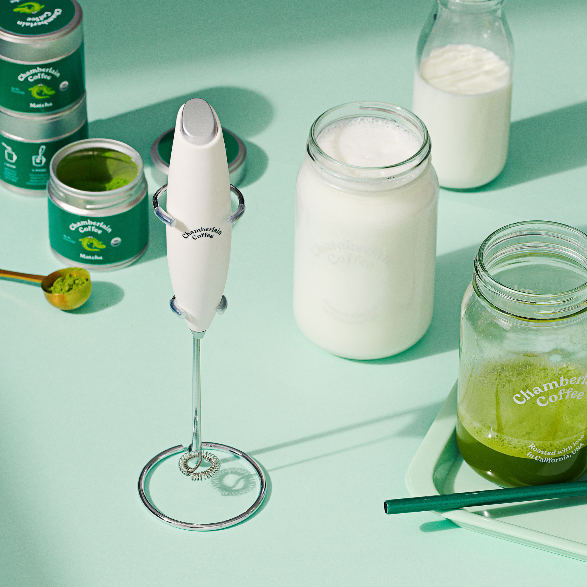 Electric Whisk  LIfestyle Shot Diagonal